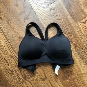 Black sports bra